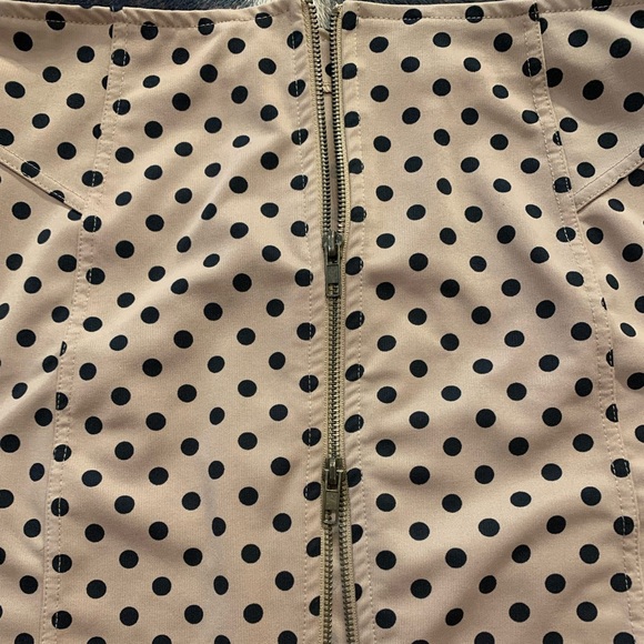Forever 21 size Large tan or nude mini skirt with black polka dots - Picture 6 of 7